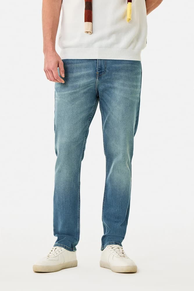 Comfort Fit Cotton Distressed Jeans