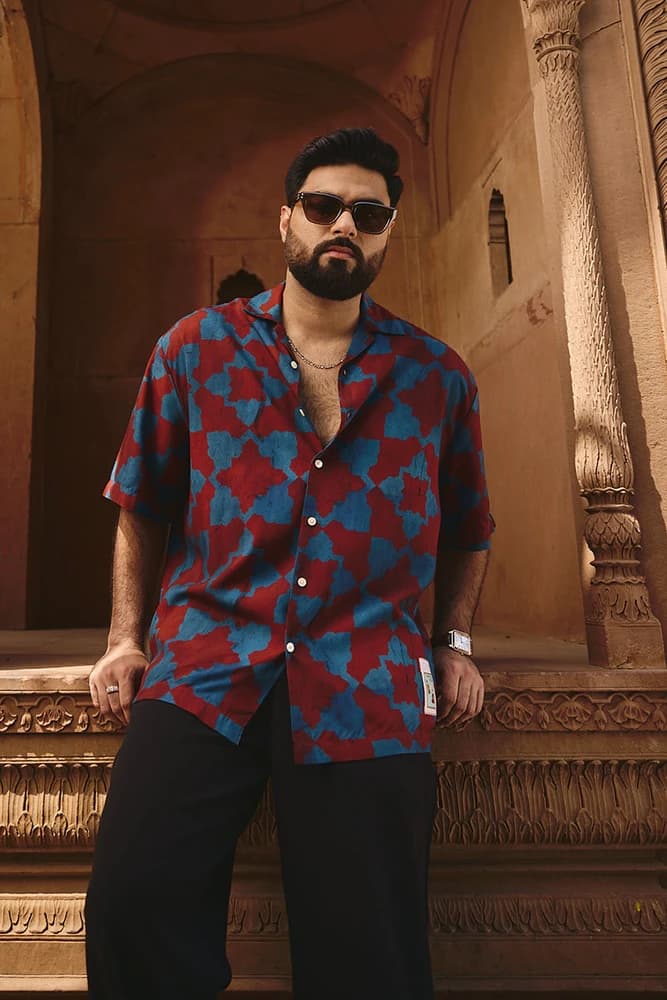 Relaxed Fit Others Geometric Shirts