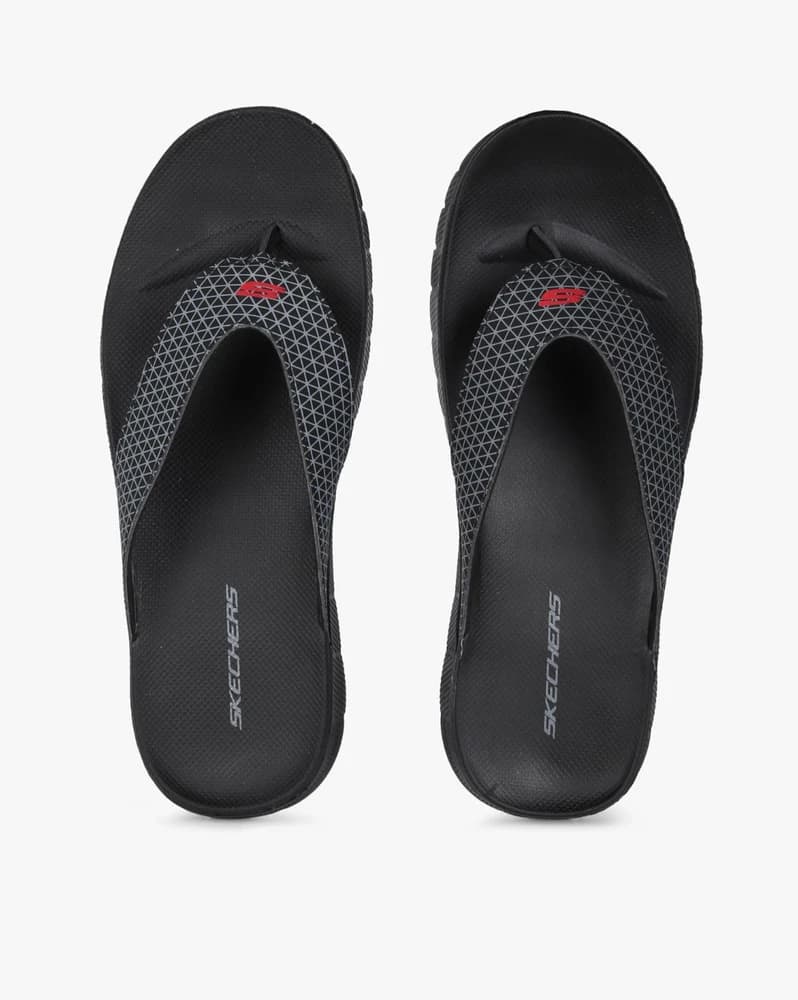 Flip-Flops with Geometric Print Thong Strap