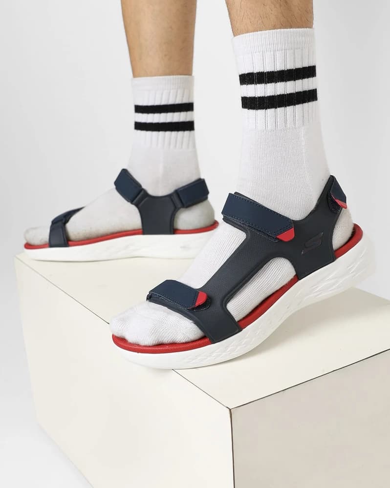 On-The-Go 600 Venture Strappy Sandals