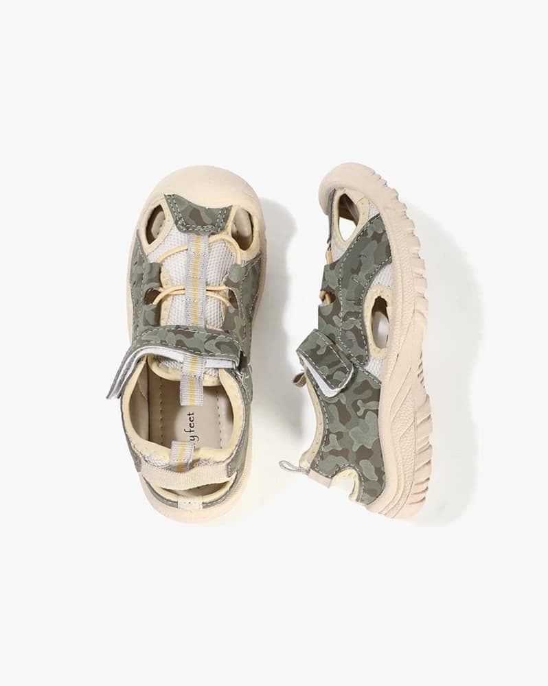 Boys Camouflage Print Sandals with Velcro Closure