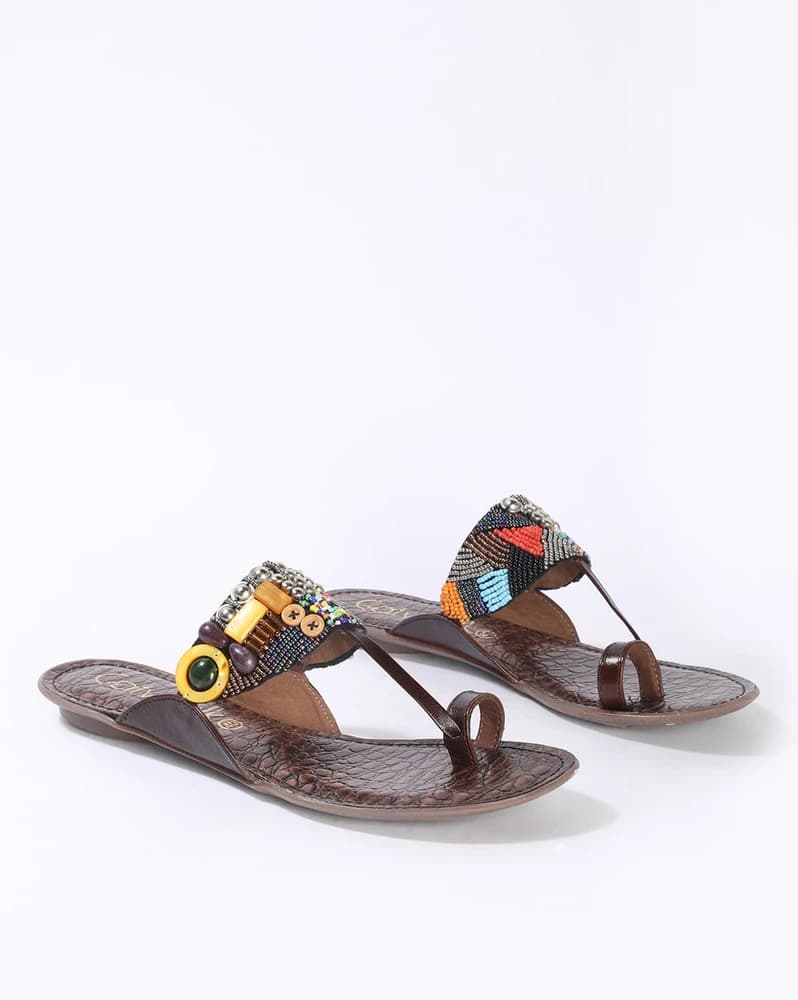 Embellished Toe-Ring Flat Sandals