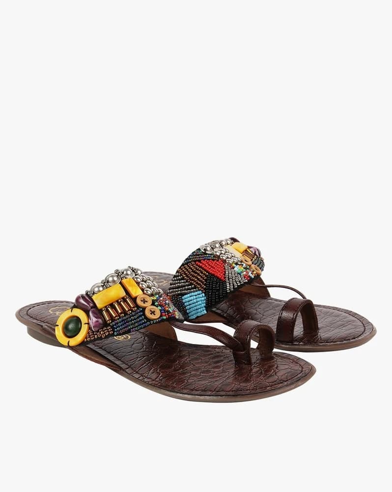 Embellished Toe-Ring Flat Sandals