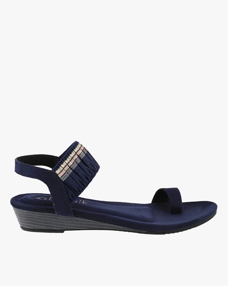 Women Toe-Ring Sandals with Slingback
