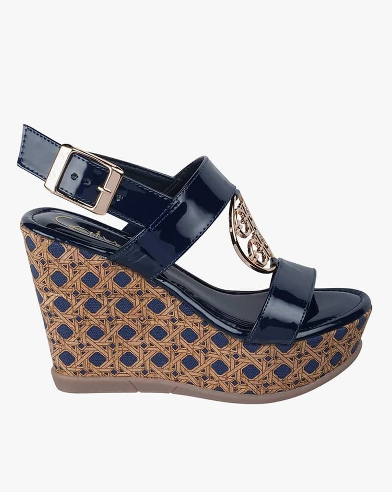 Women Open-Toe Wedges with Buckle Closure