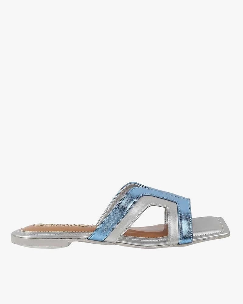 Women Colourblock Flat Sandals