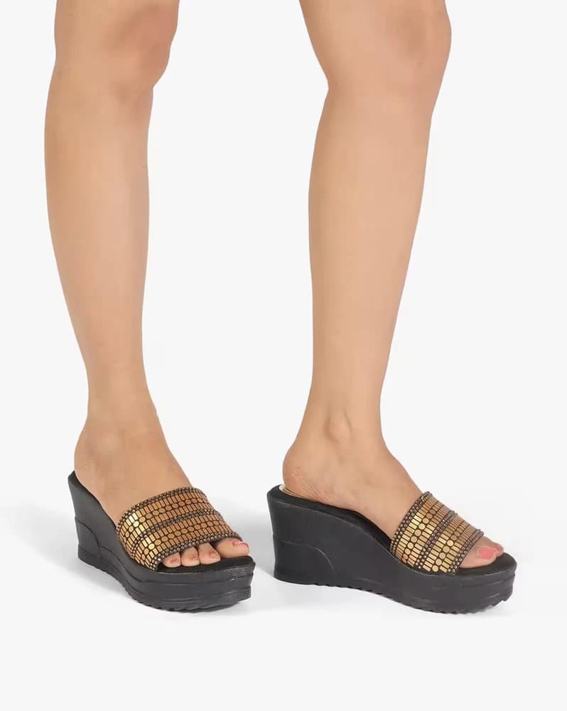 Women Round-Toe Wedges