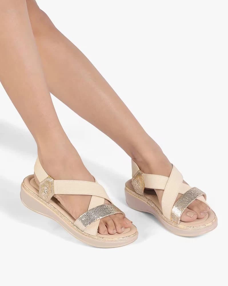 Women Criss-Cross Strap Platforms