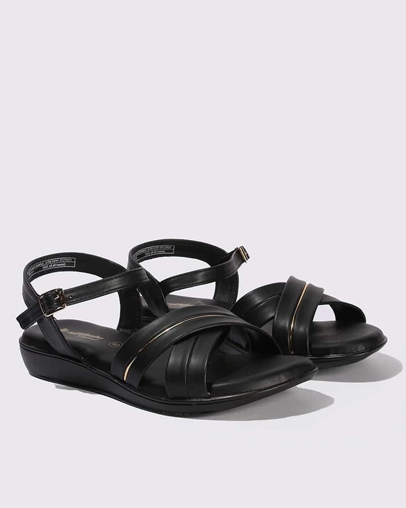 Women Platform Heeled Sandals with Buckle Closure