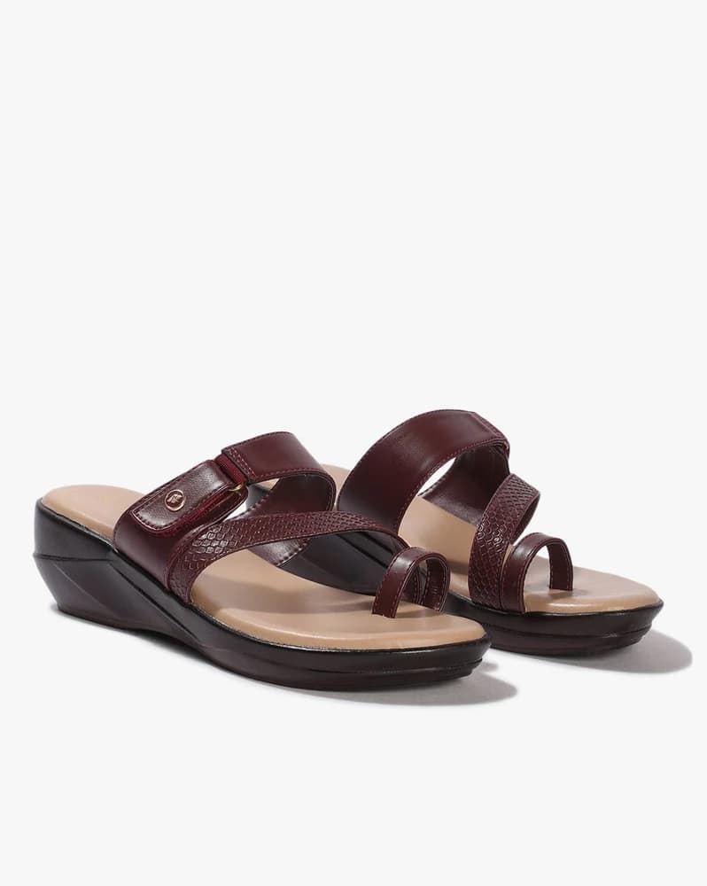 Women Thong-Strap Sandals with Synthetic Upper