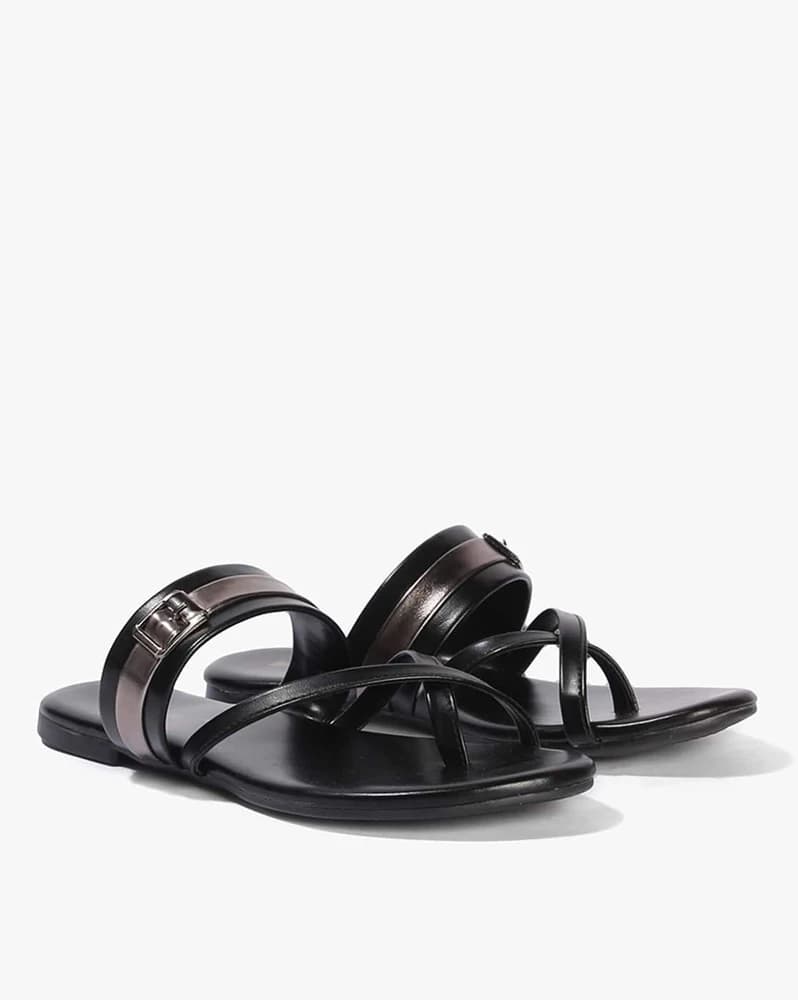 Women Toe-Ring Slip-On Sandals