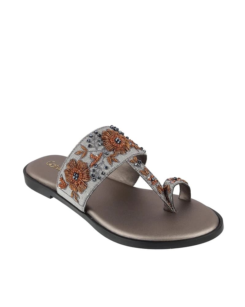 Women Embellished Toe-Ring Sandals