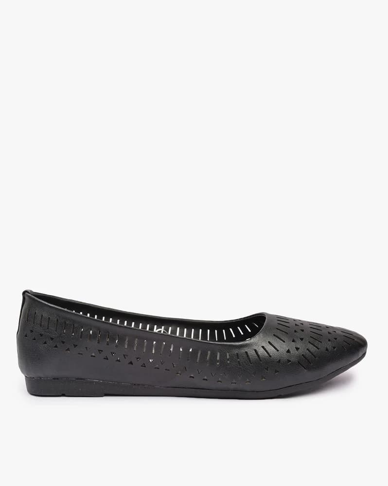Pointed-Toe Ballerinas with Cutouts