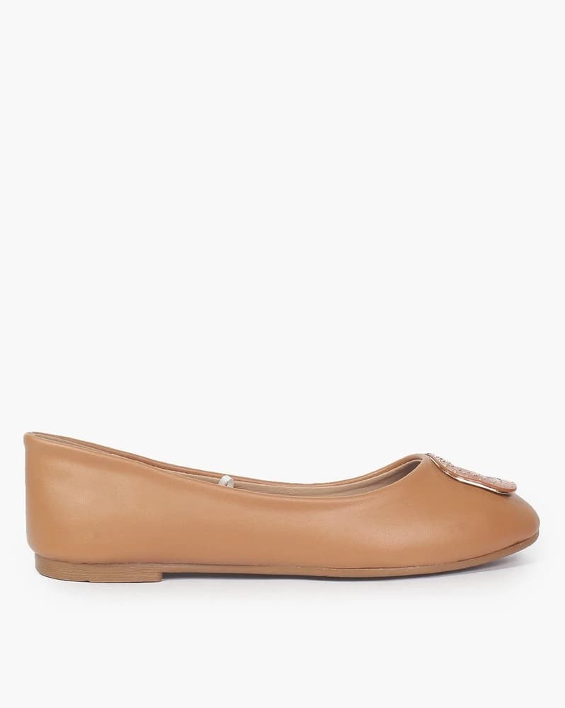 Women Round-Toe Ballerinas