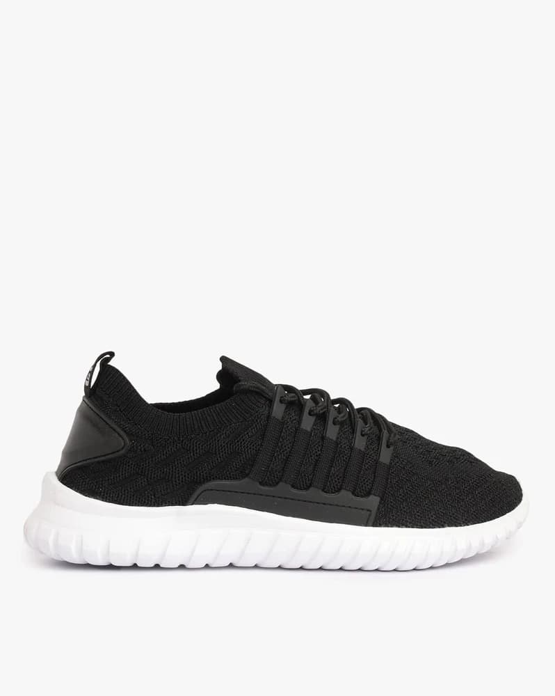 Men Low-Top Performance Shoes