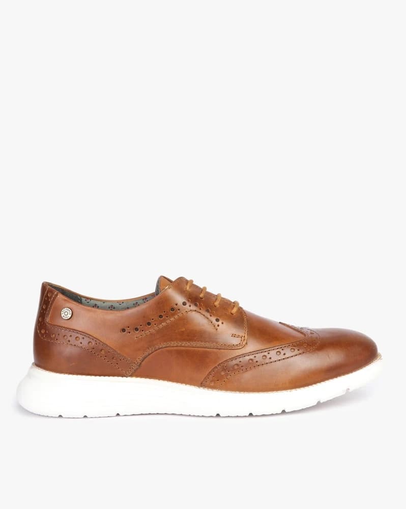 Lace-Up Casual Shoes with Brouging