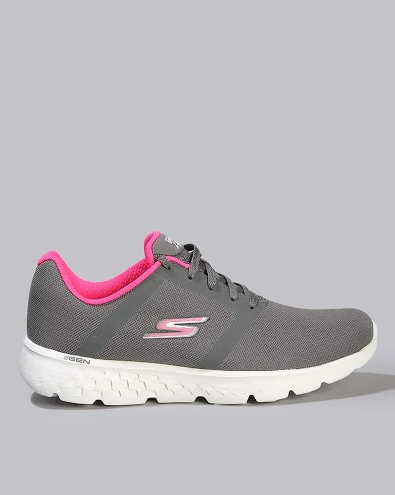 Women Go Run 400 Lace-Up Running Shoes