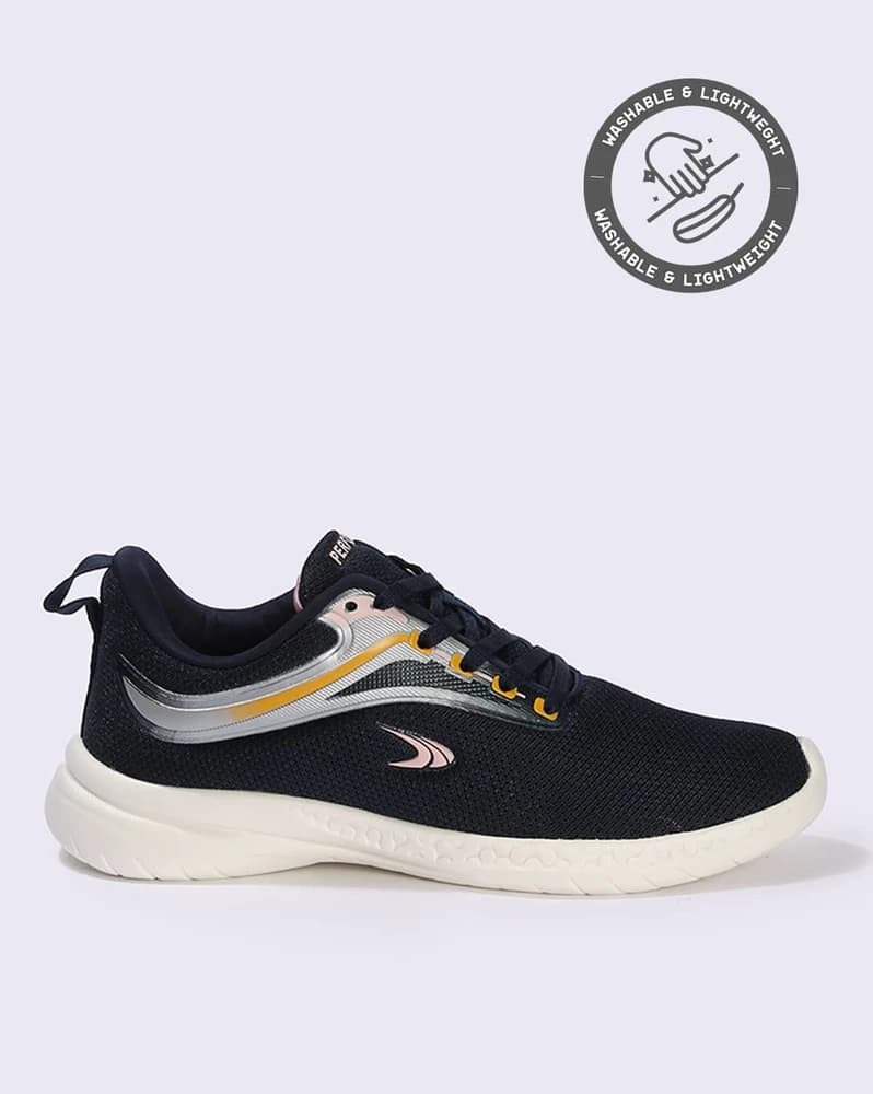 Women Low-Top Lace-Up Performance Shoes
