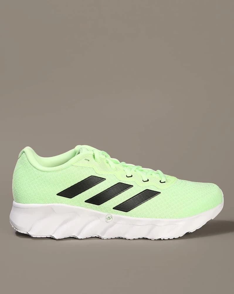 Switch Move U Running Shoes