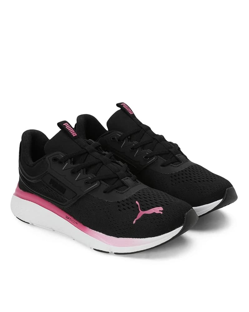 Women Athletic Shoes with Fabric upper