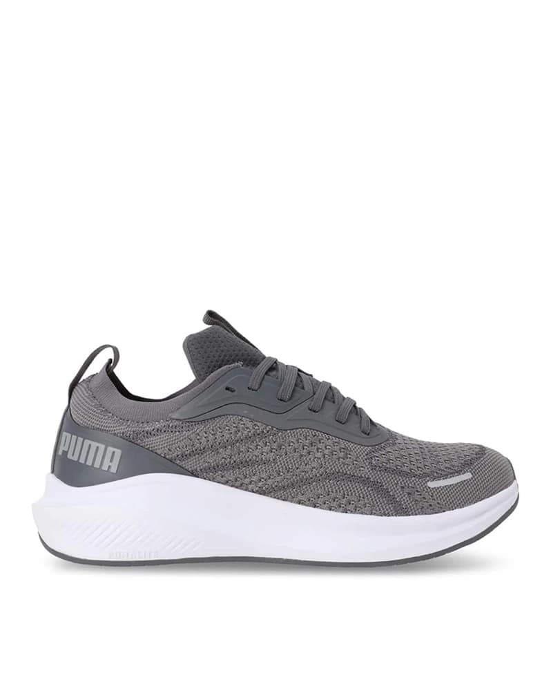 Sports Shoes with Synthetic Upper