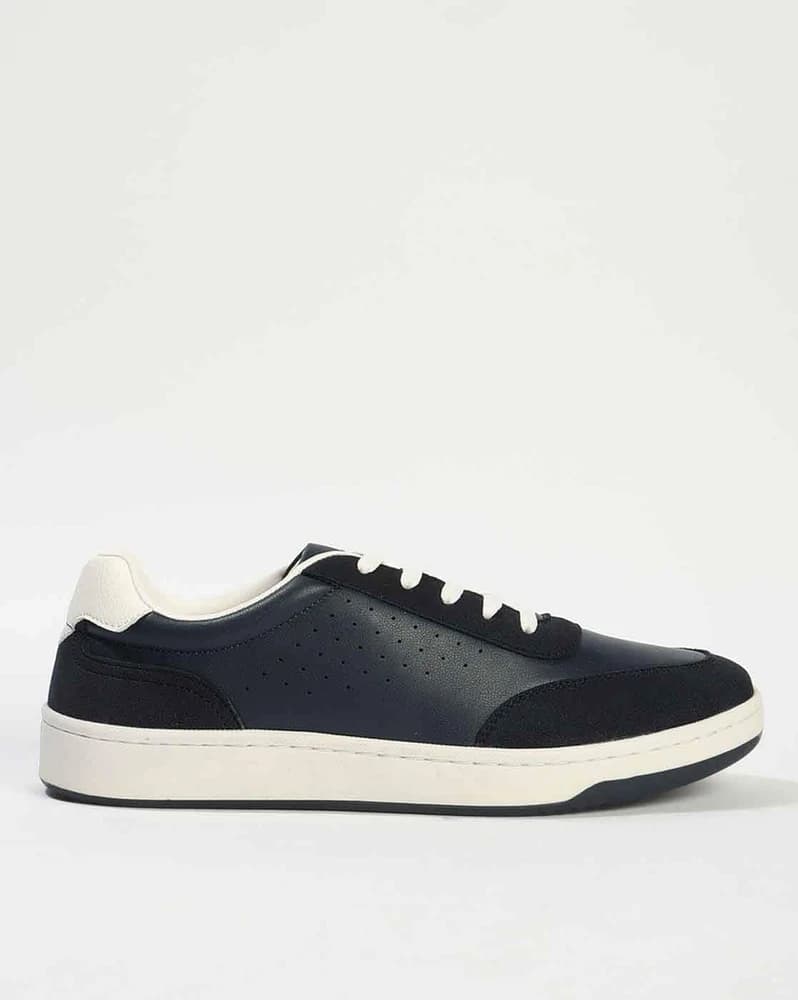 Men Lace-Up Shoes