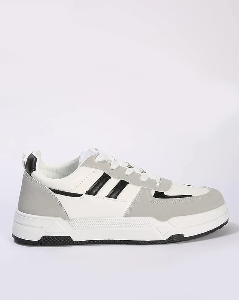 Women Low-Top Lace-Up Shoes