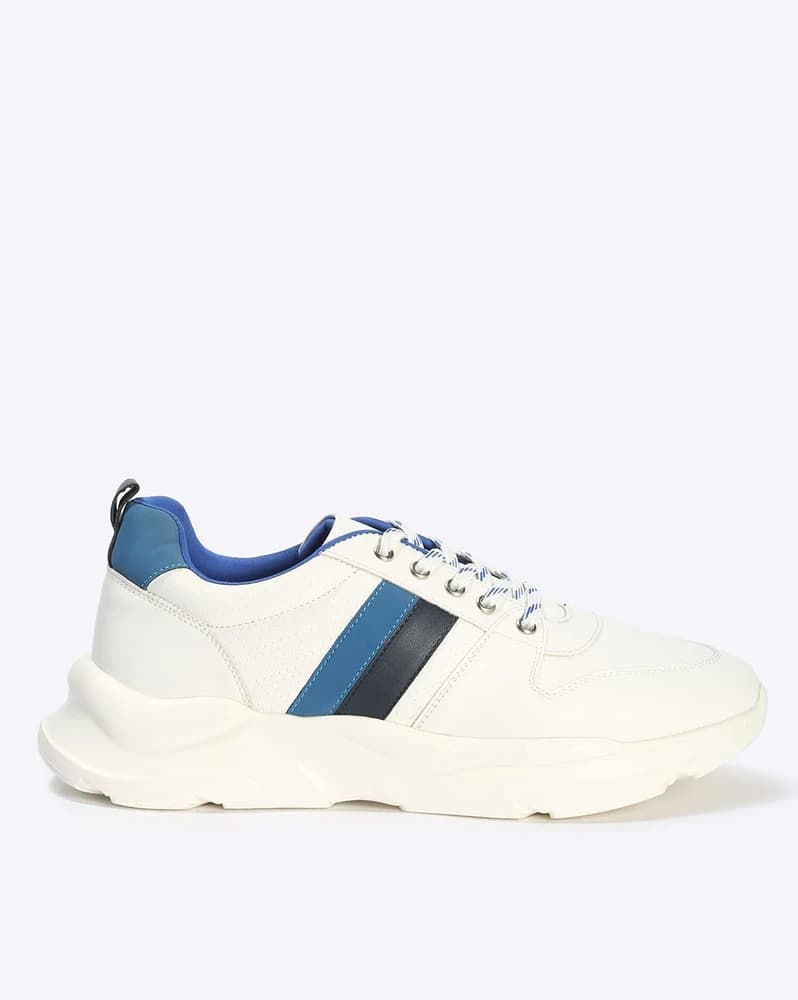 Women Low-Top Lace-Up Casual Shoes