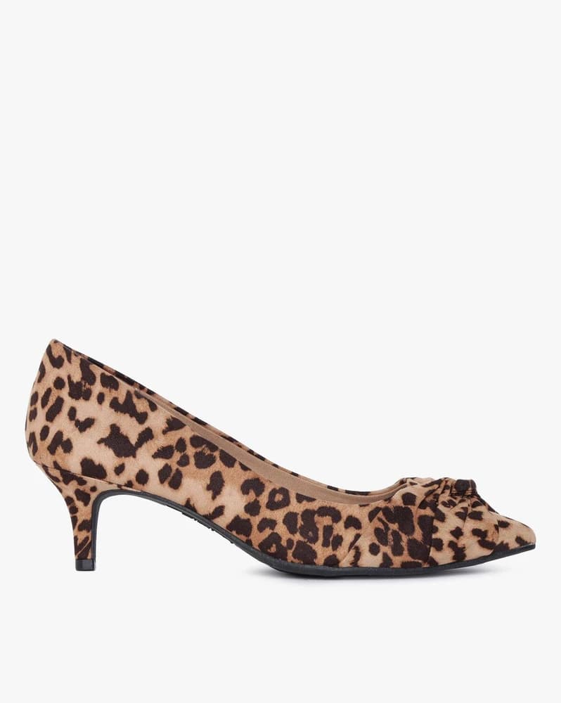 Animal Print Pointed-Toe Pumps