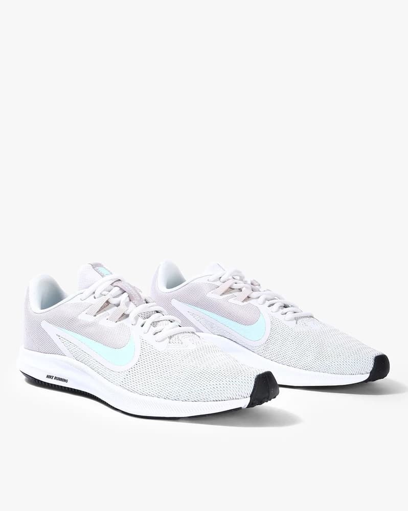 Downshifter 9 Lace-Up Sports Shoes