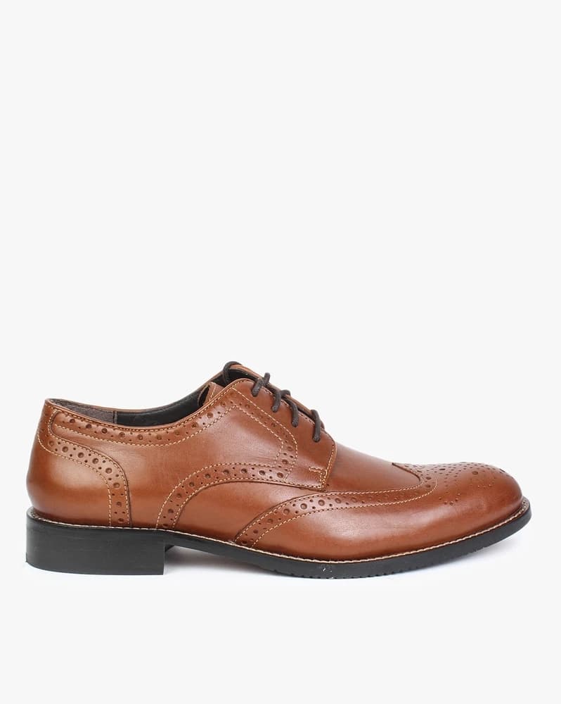 Lace-Up Derby Shoes with Broughing