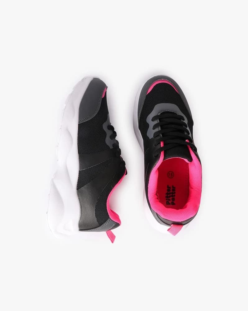 Round-Toe Lace-Up Shoes