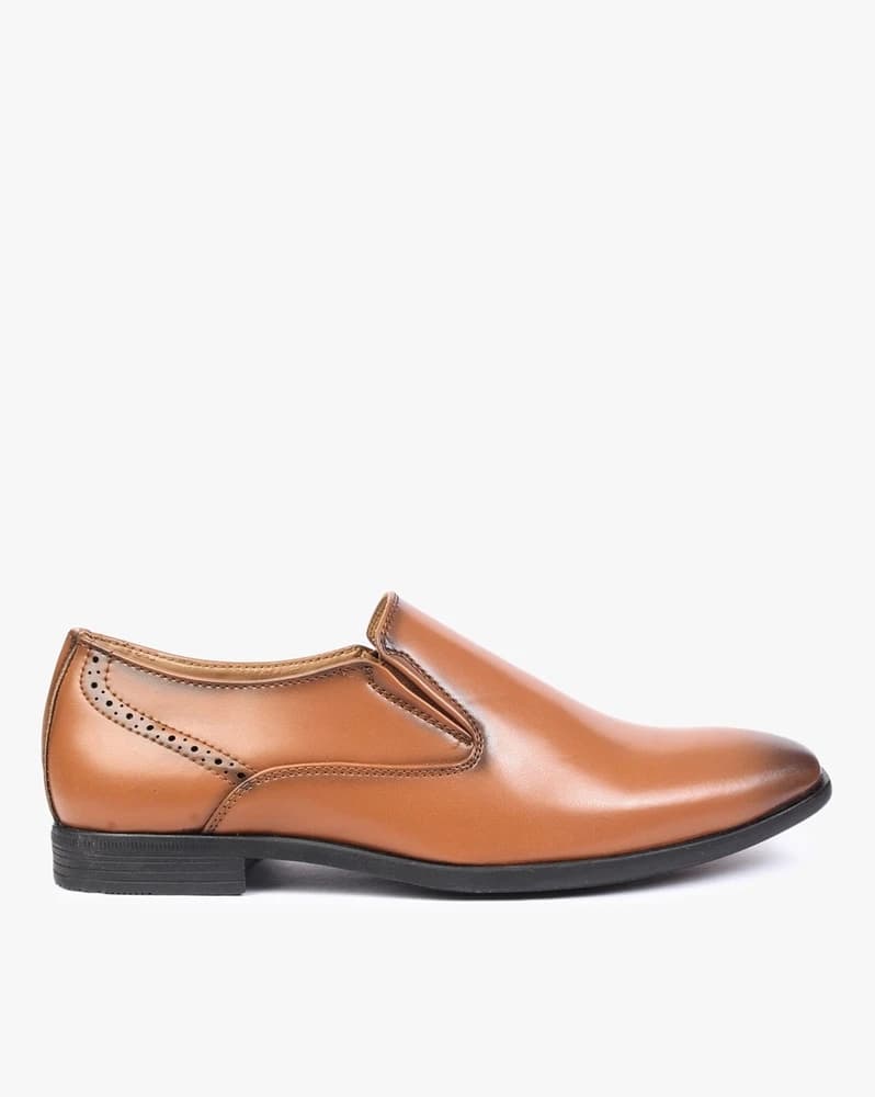 Low-Top Round-Toe Oxford Shoes