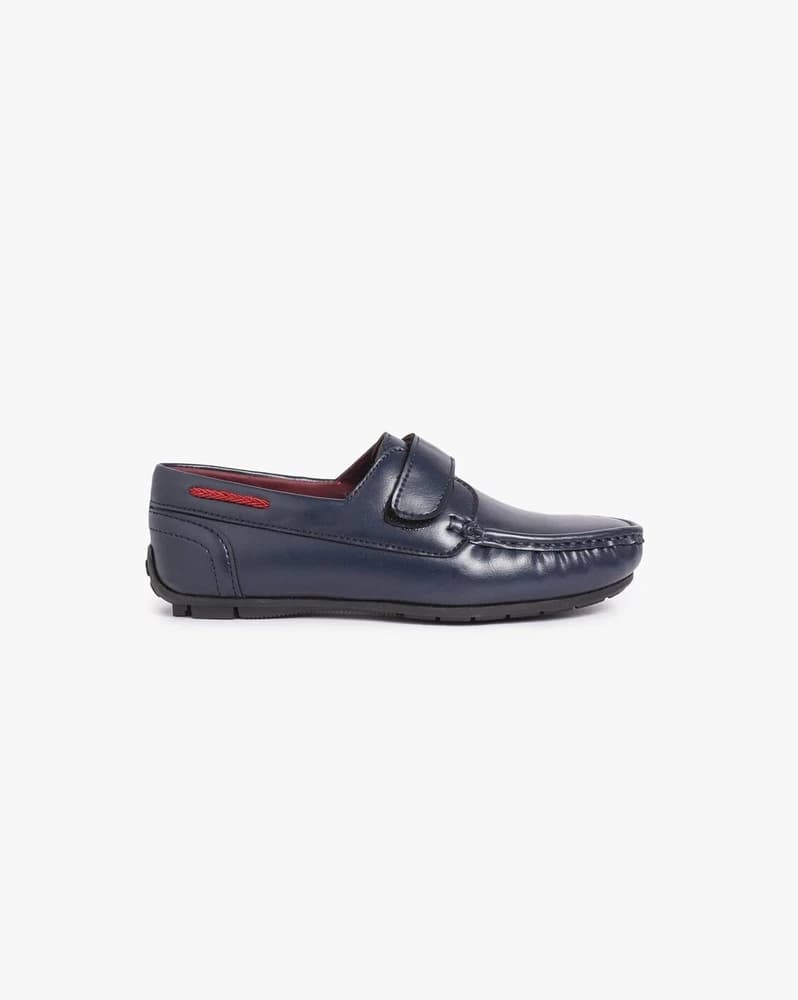 Boys Round-Toe Low-Top Shoes with Velcro Closure