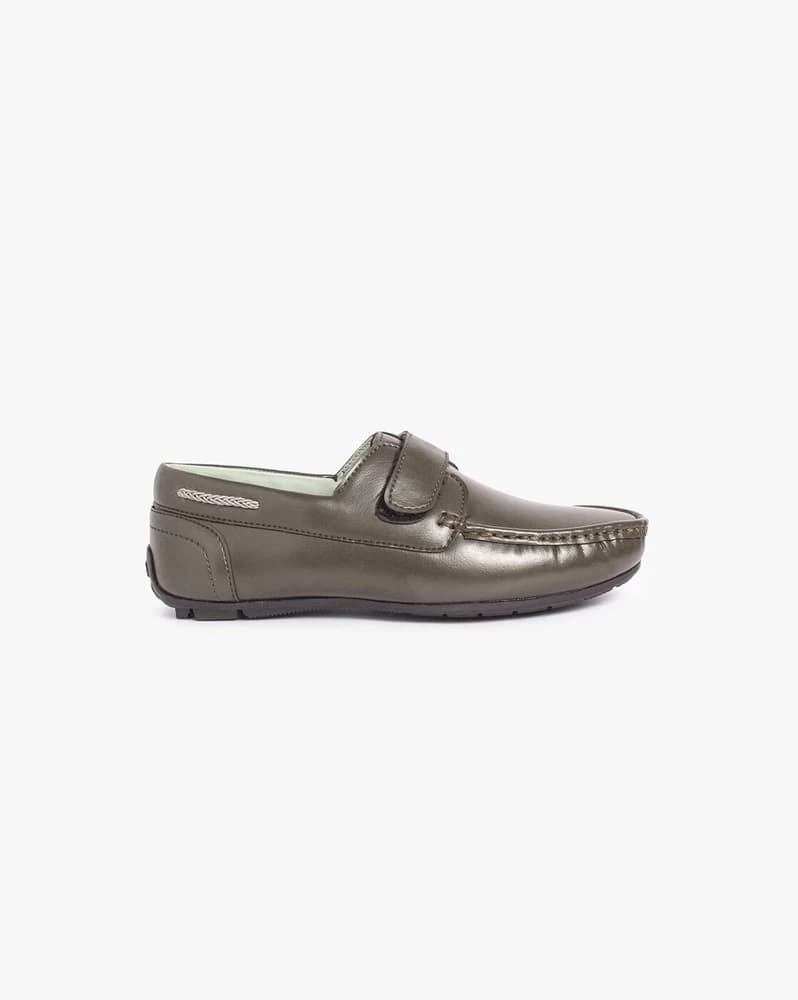 Boys Round-Toe Low-Top Shoes with Velcro Closure