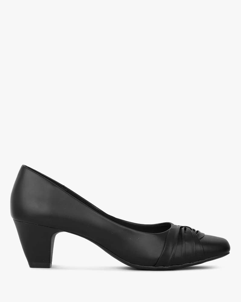 Formal Pumps with Textured Overlay