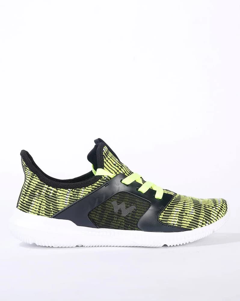 Dinara Low-Top Shoes