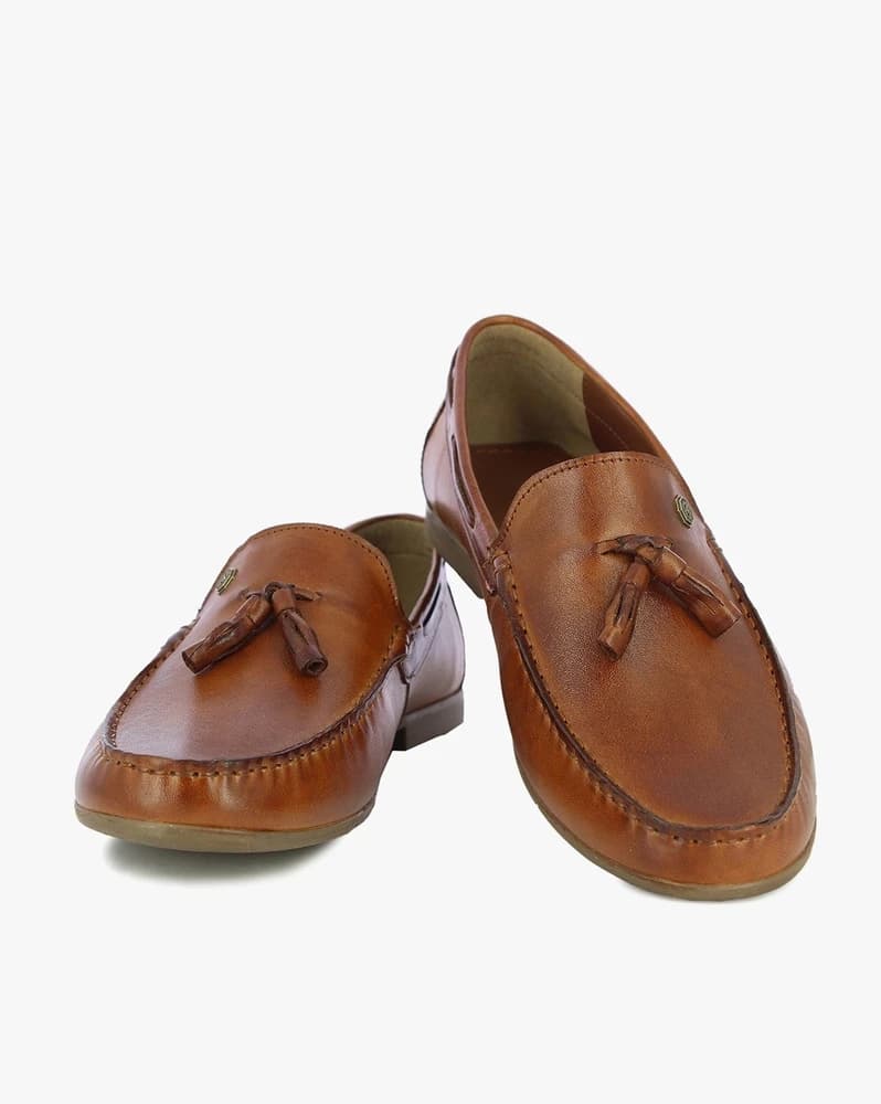Slip-On Formal Boat Shoes with Tassels