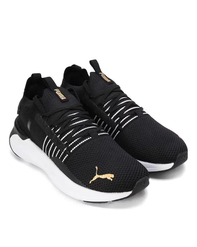 Women Athletic Shoes with Fabric upper